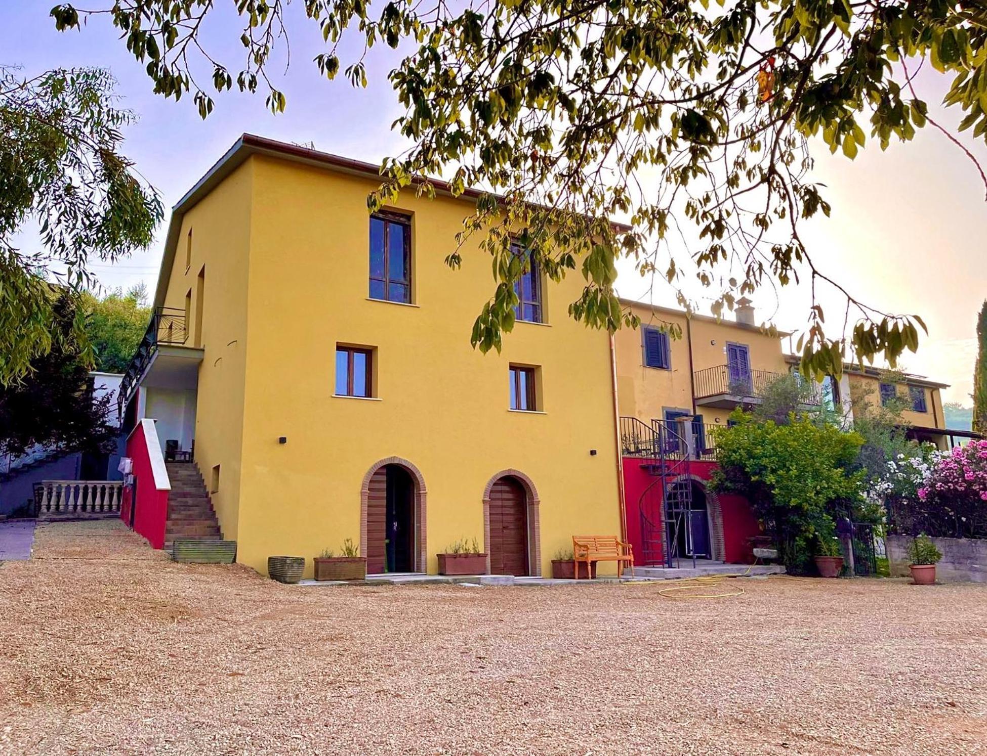 Donna Vittori - Borgo Agricolo Aparthotel Paliano Kültér fotó